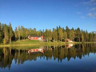 Фото Виллы Hiiden Kämppäkartano iso vuokramökki lähellä Tiilikan kansallispuistoa г. Соткамо